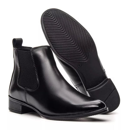 Bota Feminina Chelsea Preta em Couro Legítimo Cano Médio