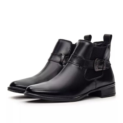 Bota Feminina Chelsea Preta em Couro Legítimo Cano Médio com Fivela