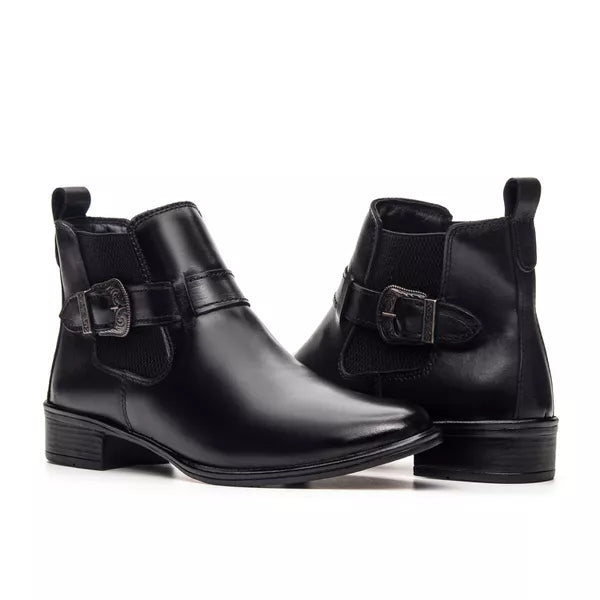 Bota Feminina Chelsea Preta em Couro Legítimo Cano Médio com Fivela