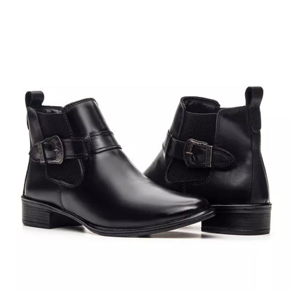 Bota Feminina Chelsea Preta em Couro Legítimo Cano Médio com Fivela
