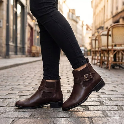 Bota Feminina Chelsea Café em Couro Legítimo Cano Médio com Fivela
